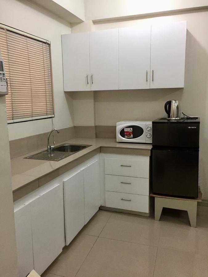 Residencia San Vicente - Pasay -Budget Hotel Манила Екстериор снимка