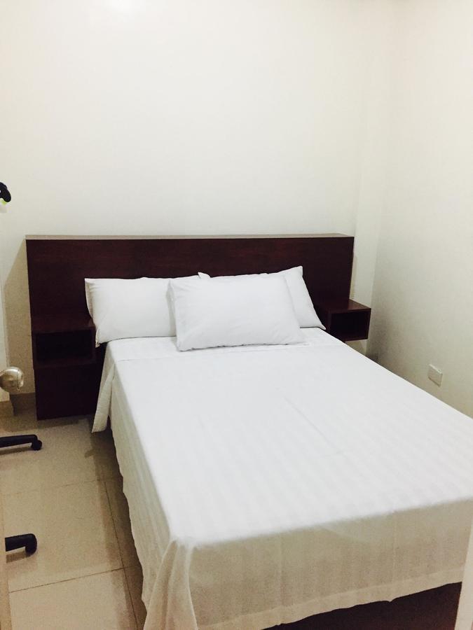 Residencia San Vicente - Pasay -Budget Hotel Манила Екстериор снимка