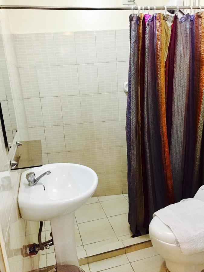 Residencia San Vicente - Pasay -Budget Hotel Манила Екстериор снимка